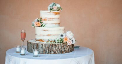 rustic wedding cake